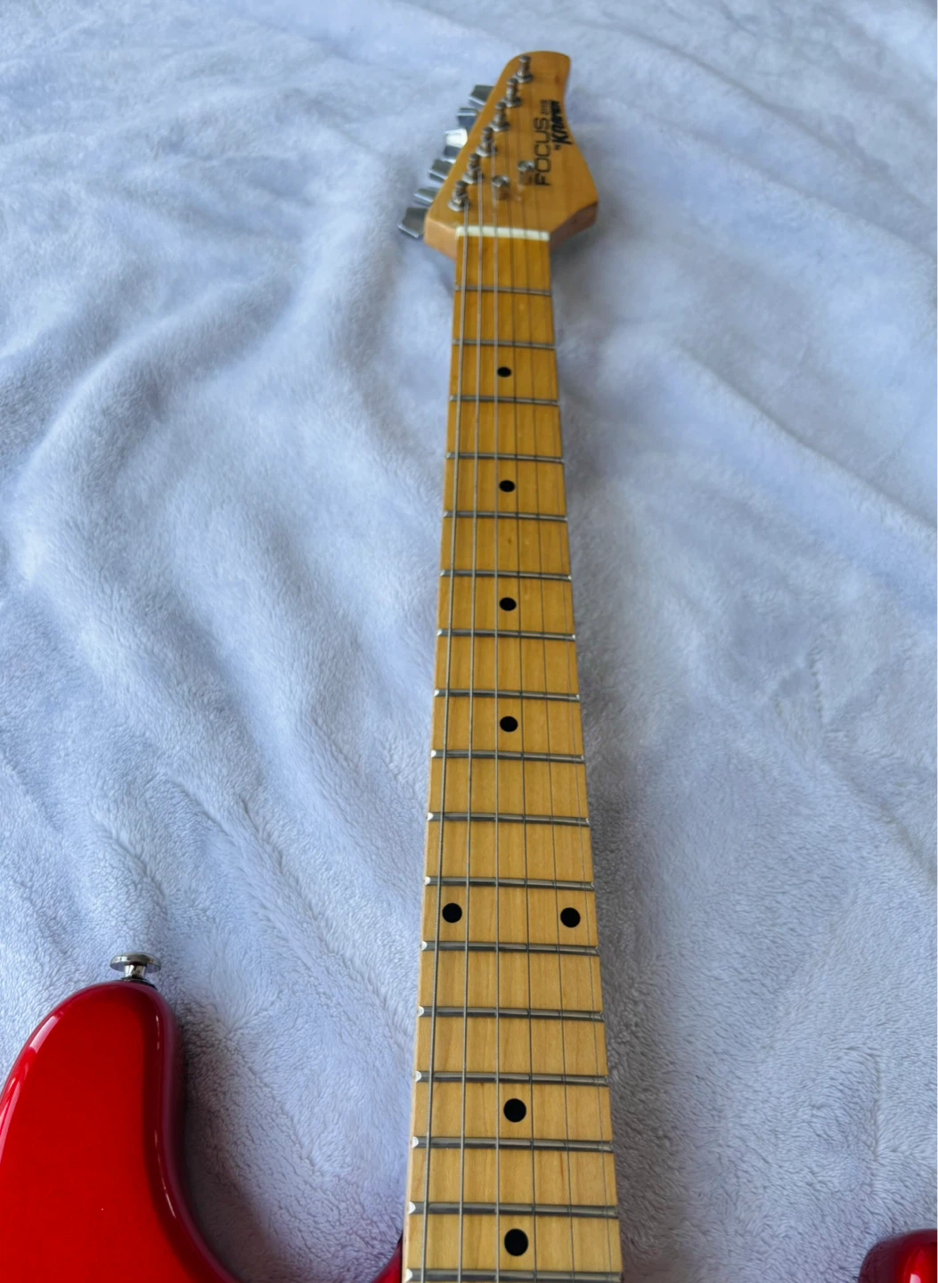 Kramer Stratocaster Like new in Ruby Red color - photo 3
