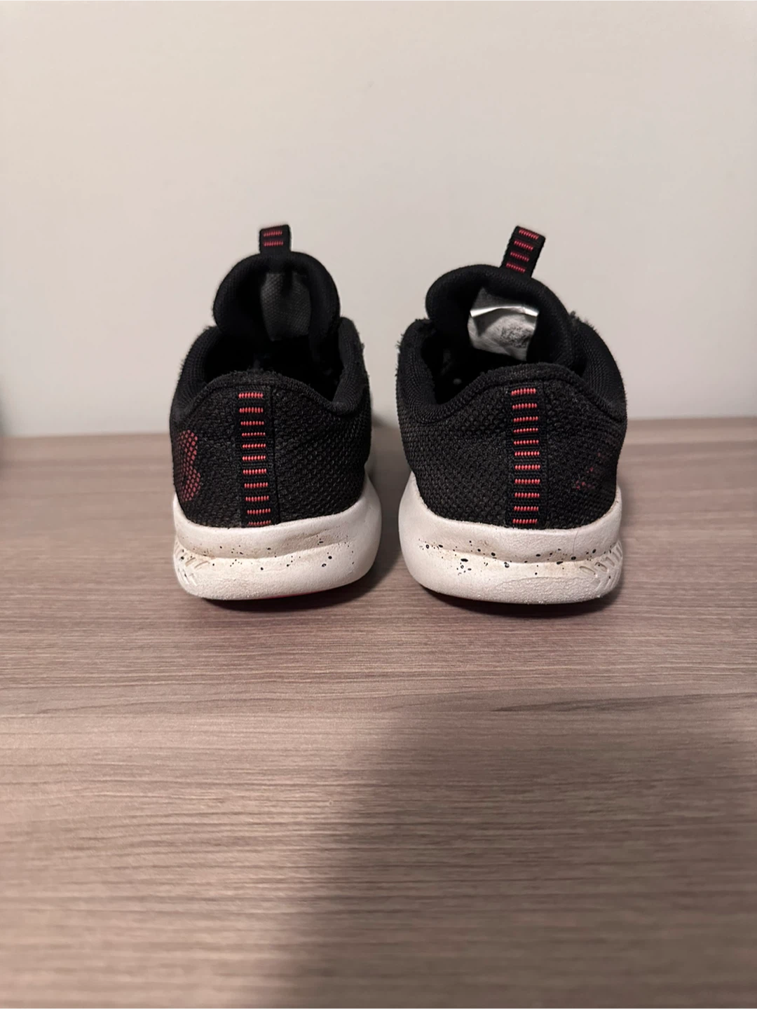 New Balance sneakers kids size 10 - photo 4