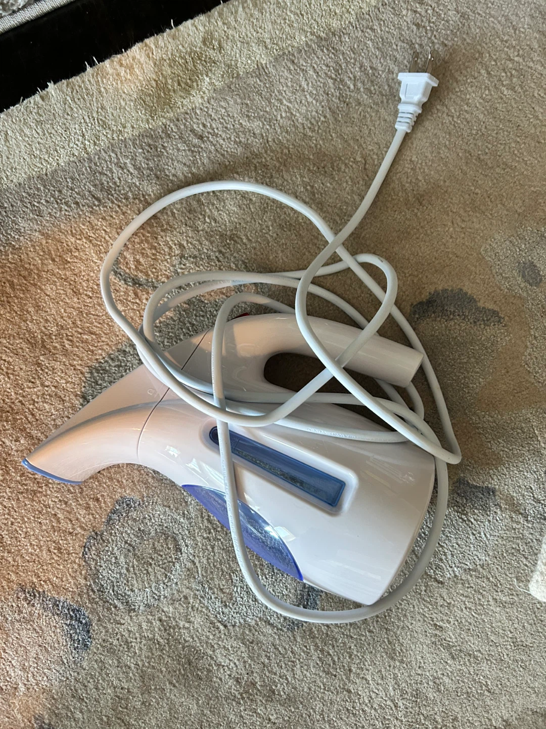 Handheld steamer