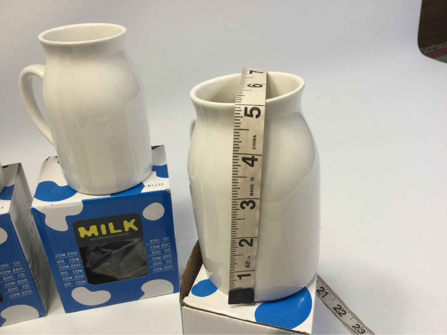 Set of 3 450ml Ceramic Milk Jugs - 1 'For Santa' - photo 2