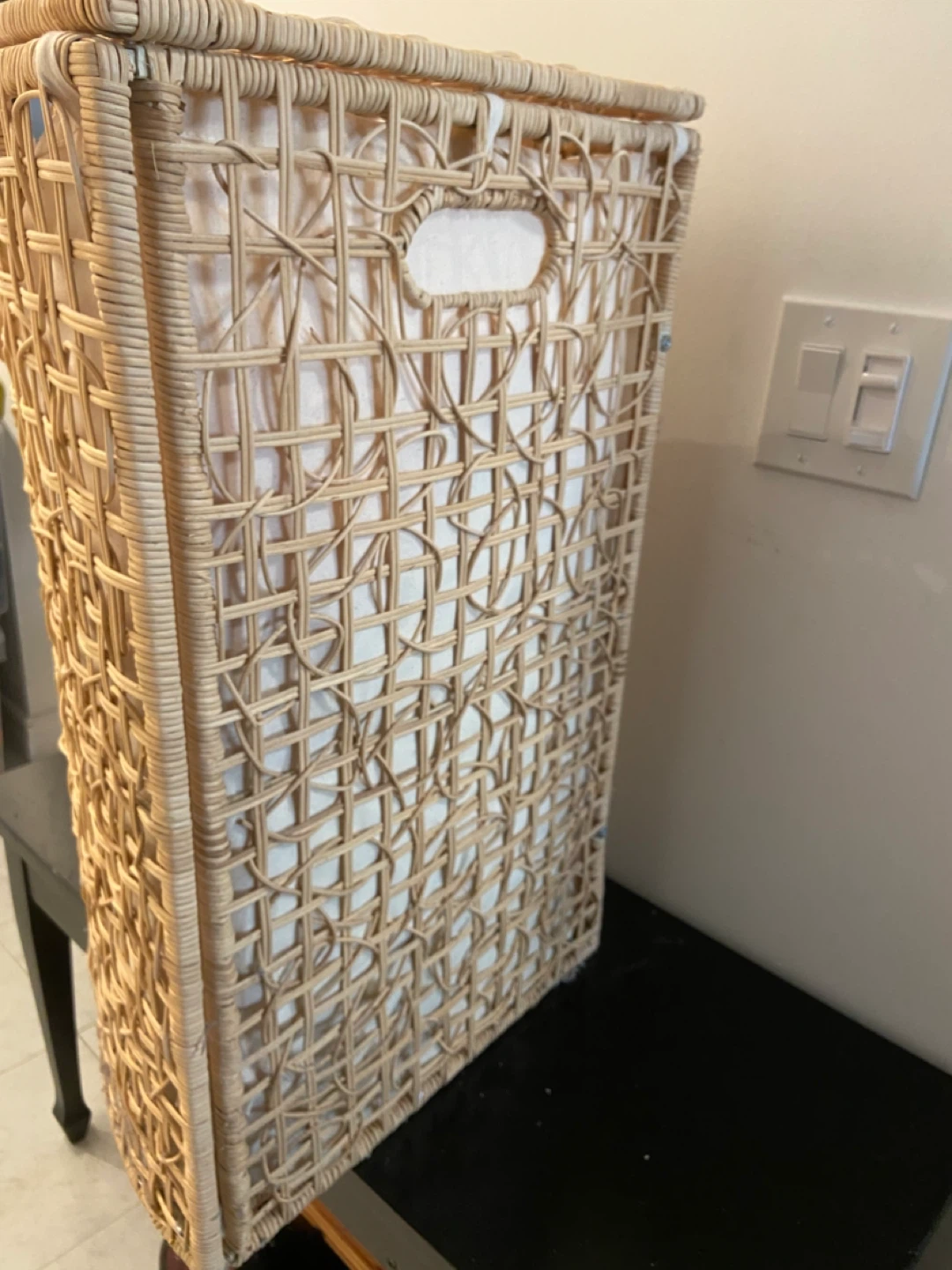 IKEA Wicker basket with lid & lining - photo 2