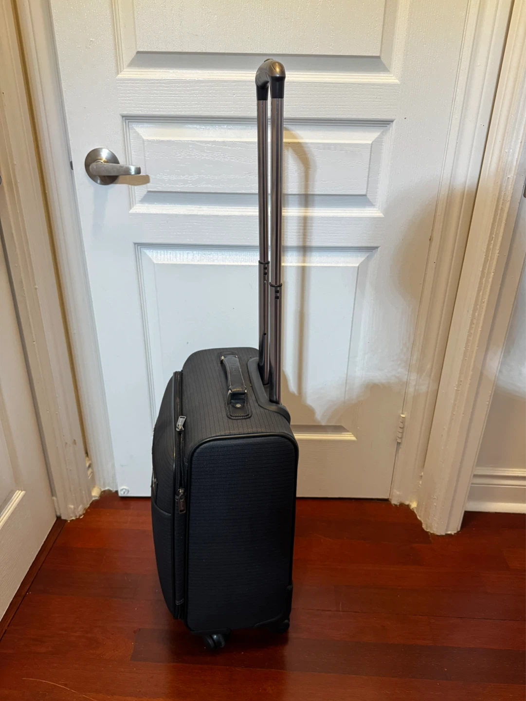Black Dunhill Rolling Carry on - photo 2