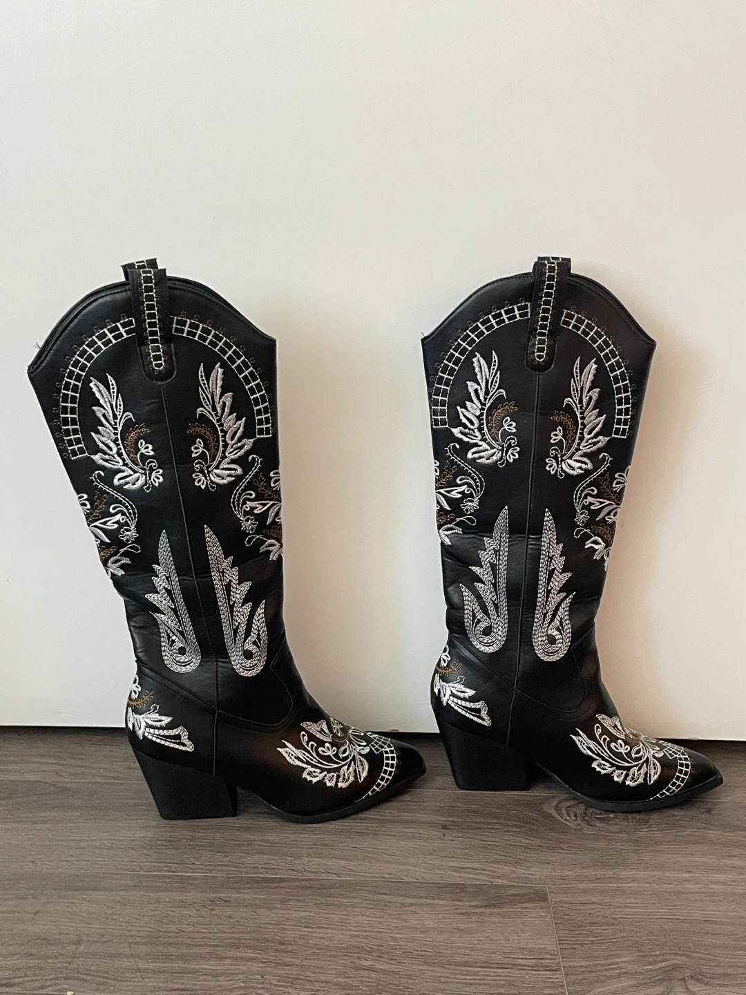 Black Embroidered Western Boots - photo 2