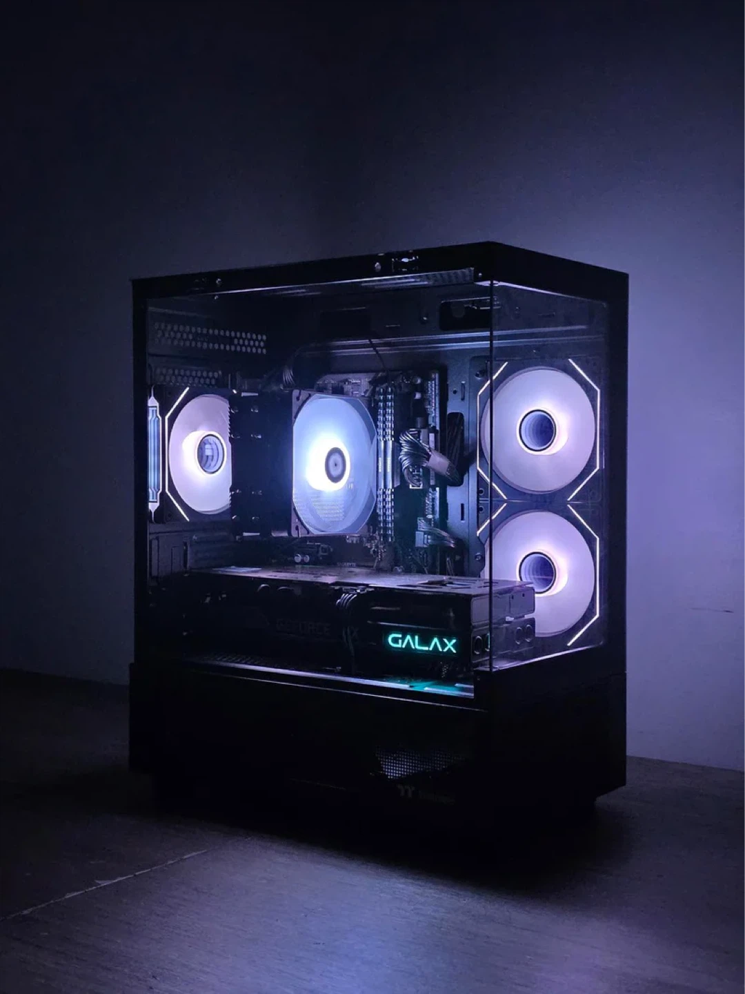 RTX 3070 Gaming PC | RYZEN 5 5600 | 16GB DDR4 | WIFI + Bluetooth