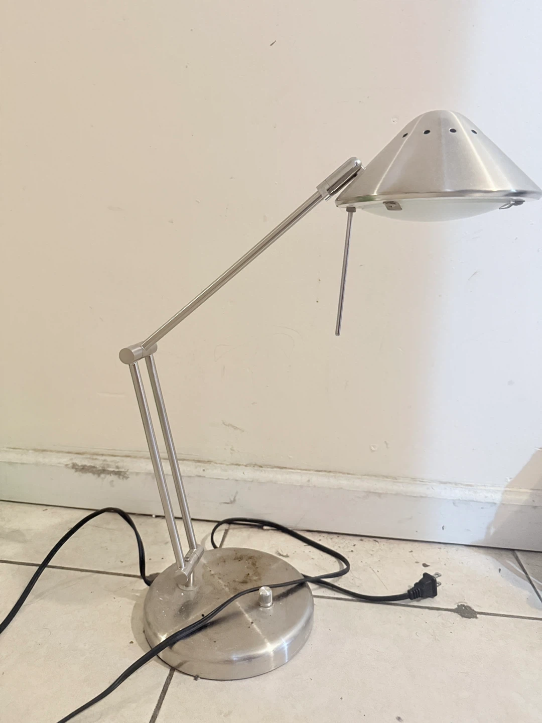Adjustable Metal Desk Lamp - photo 2