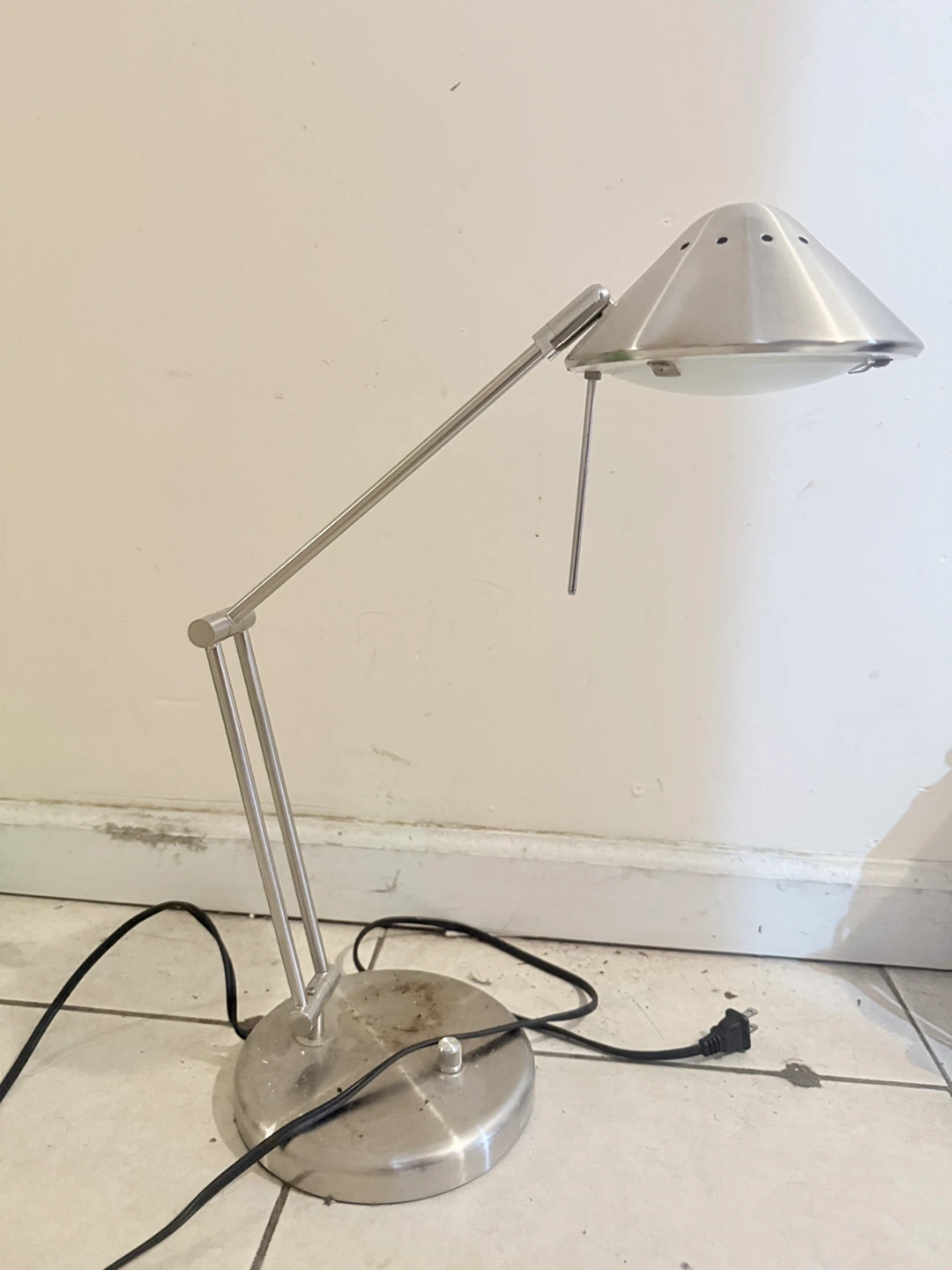 Adjustable Metal Desk Lamp - photo 4