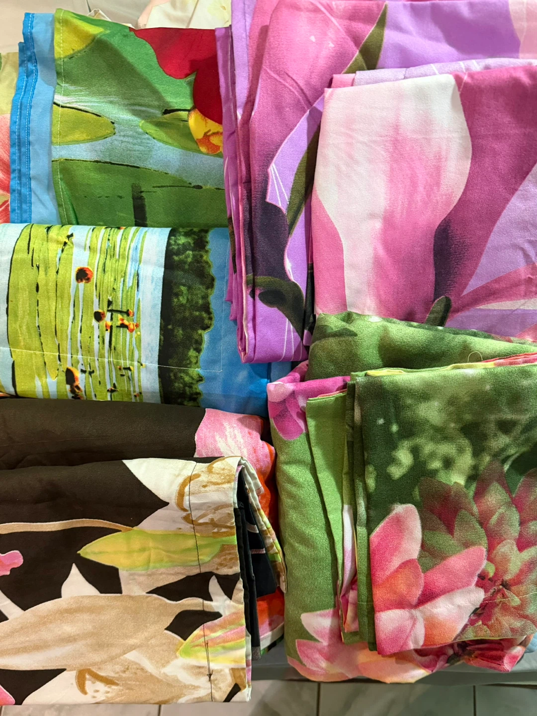 Never used 4 sets Floral Print cotton Bedding Set from India.