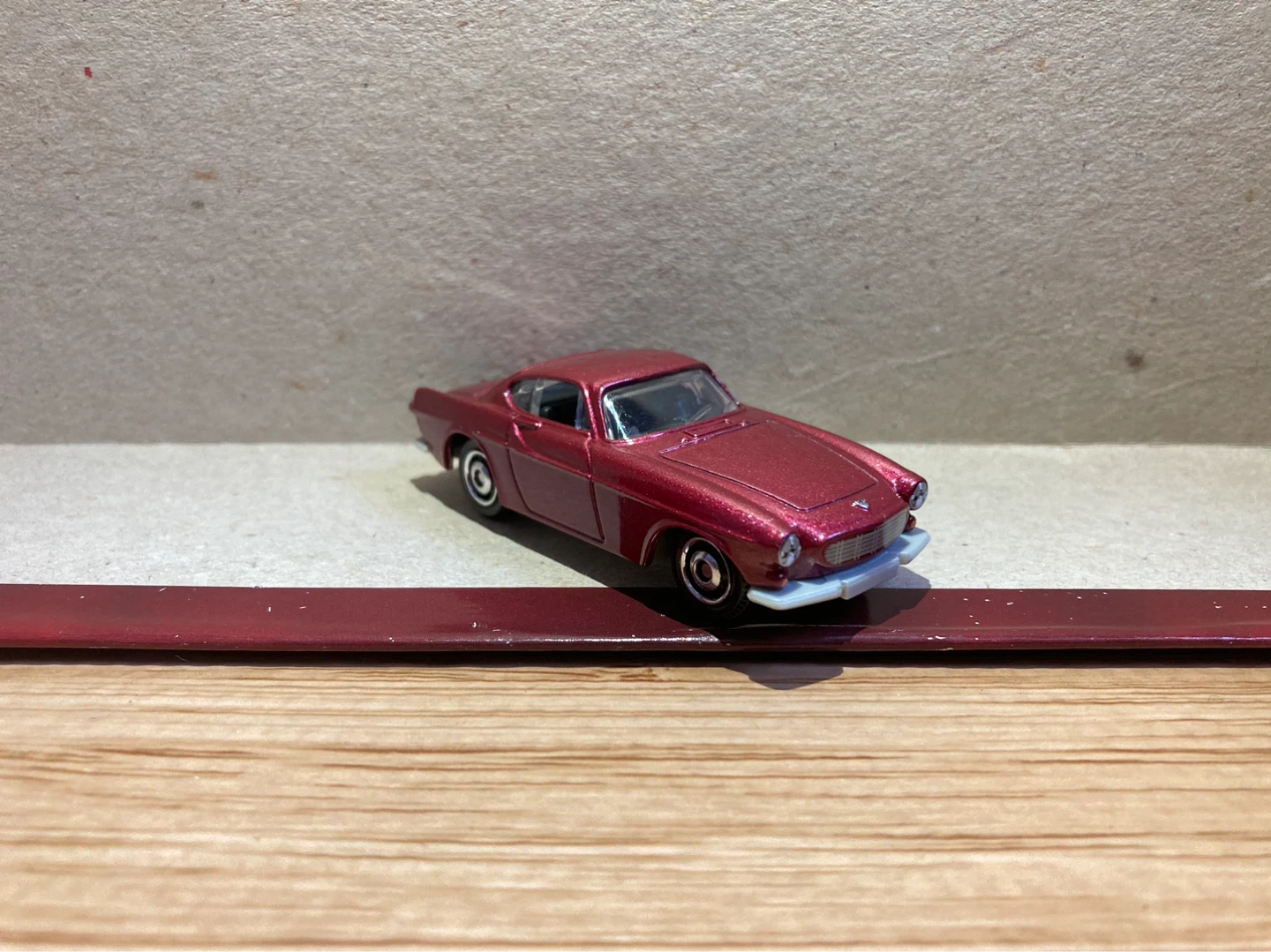 Matchbox Loose / Volvo P1800S 1969 / Burgundy