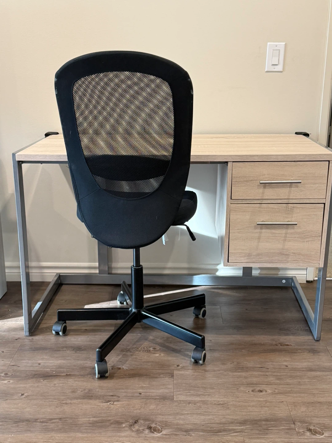 Black Mesh Office Chair