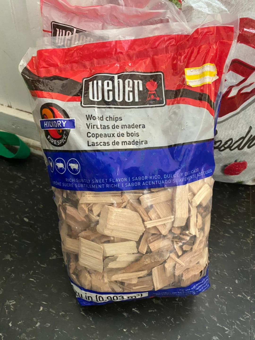 Hickory wood chips bbq