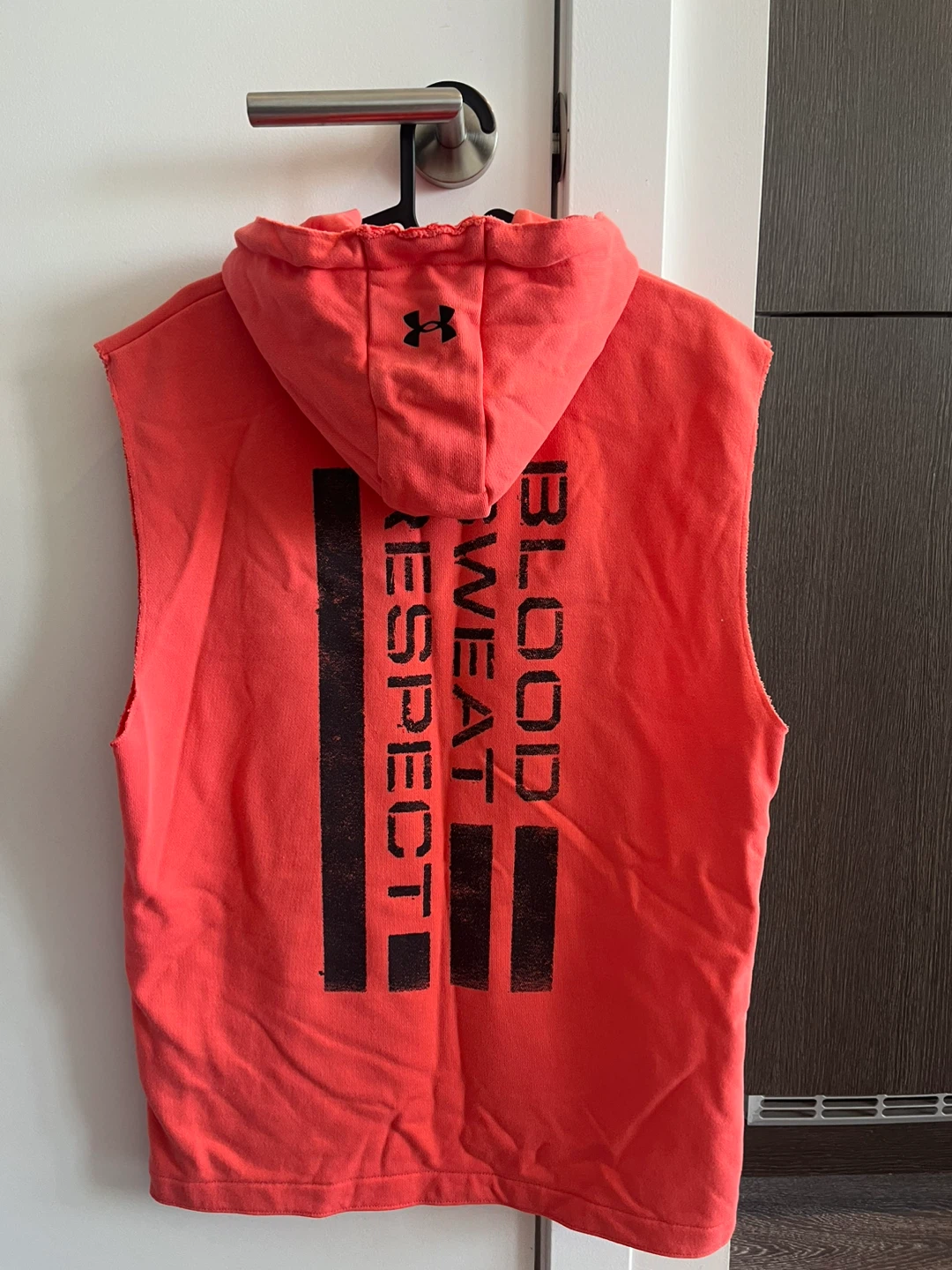 Under Armour Sleeveless Hoodie - photo 3