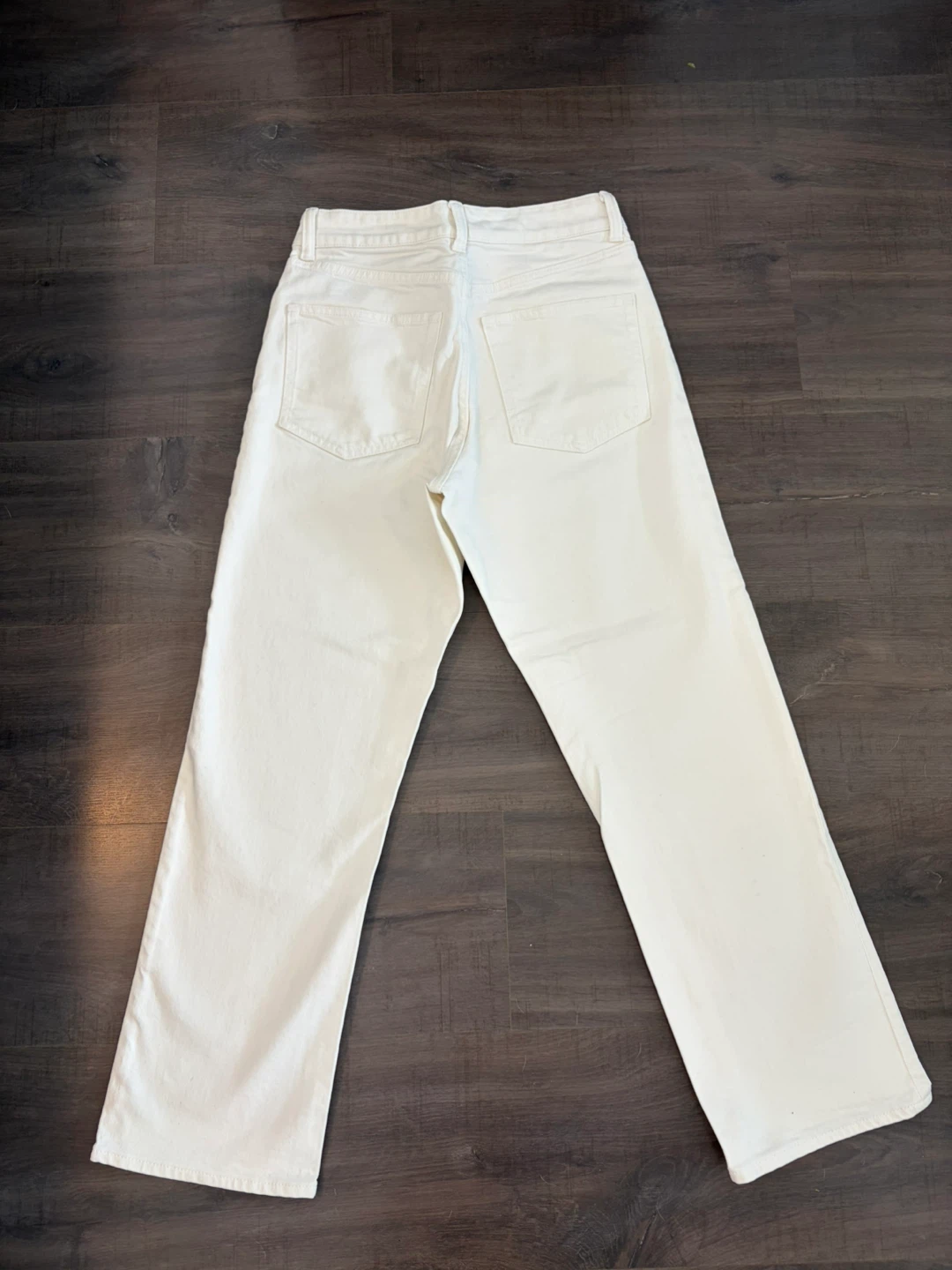 H&M Women’s High-Rise Straight-Fit White Denim Jeans – Size US 4 - photo 2