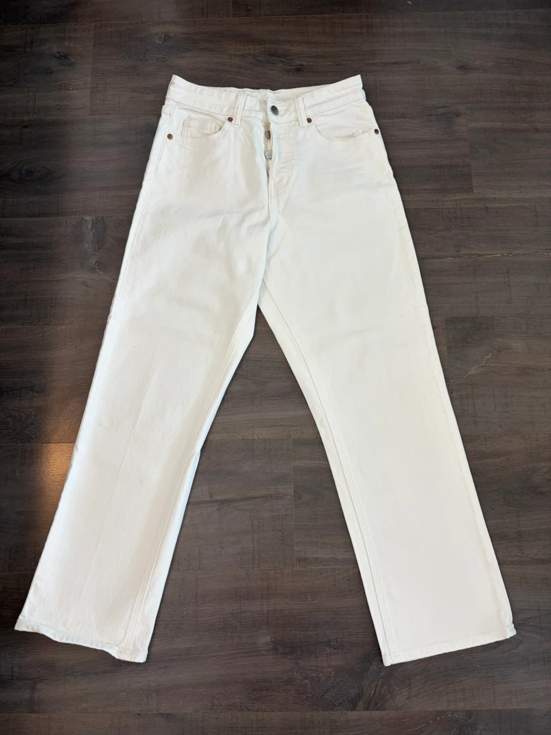 H&M Women’s High-Rise Straight-Fit White Denim Jeans – Size US 4