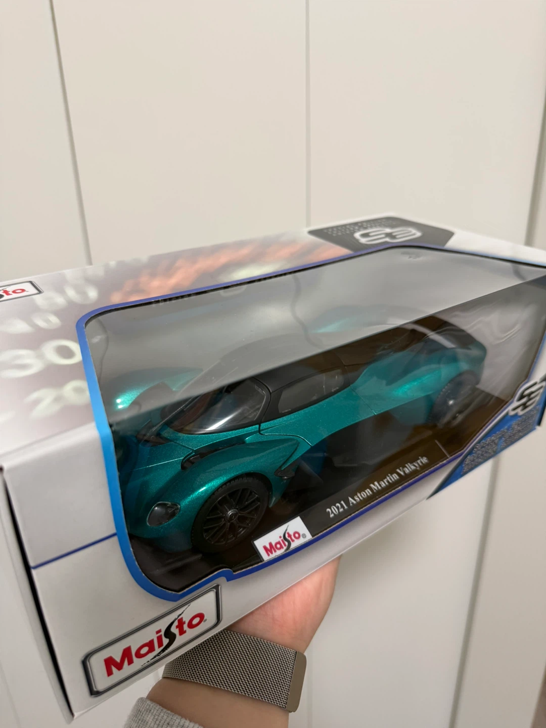 Maisto 2021 Aston Martin Valkyrie Special Edition Diecast - photo 2
