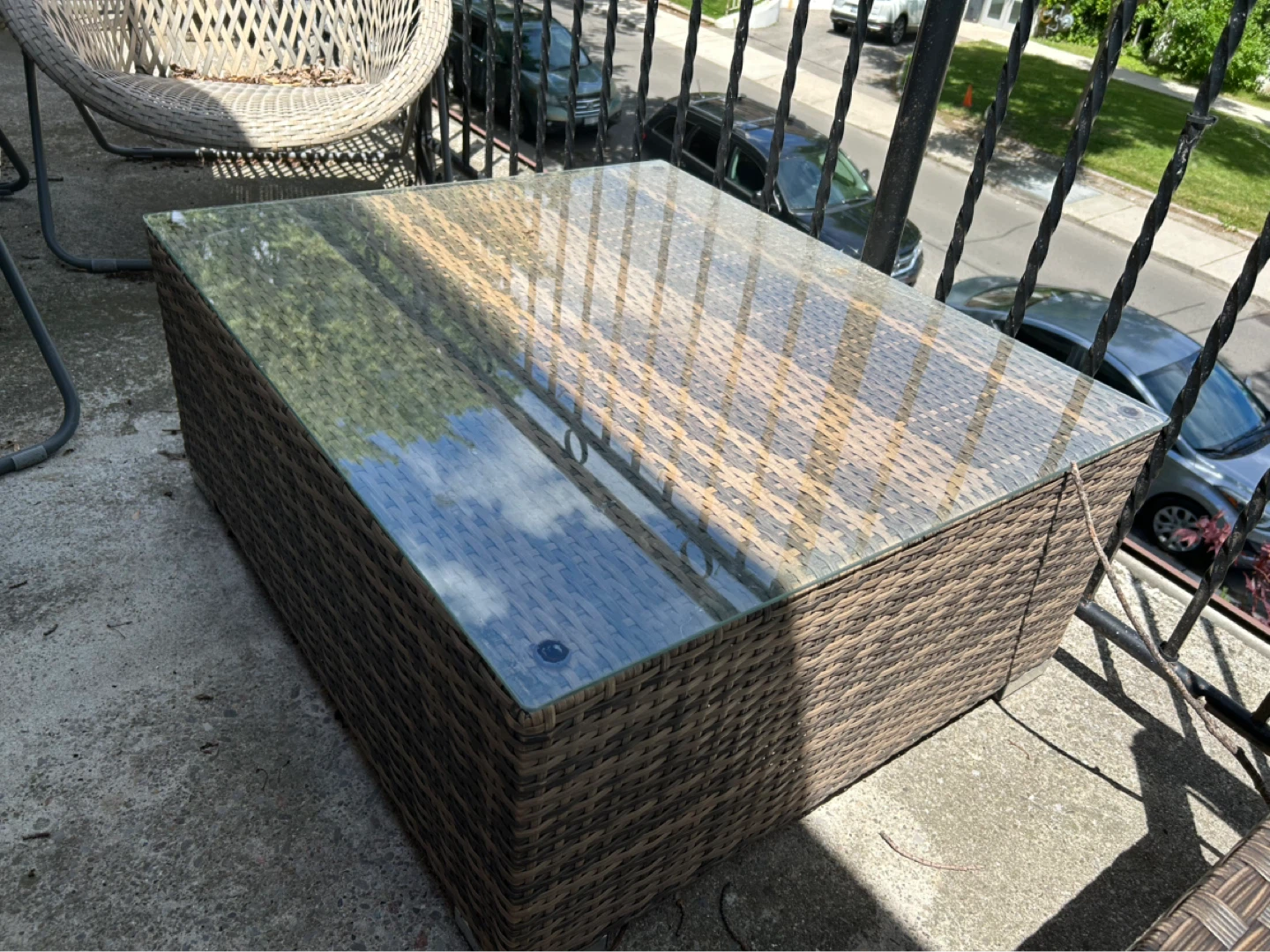 Outdoor Coffee Table with Glass Top