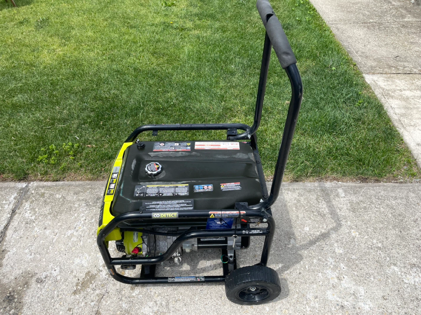 Ryobi 6500 watt Generator - photo 4