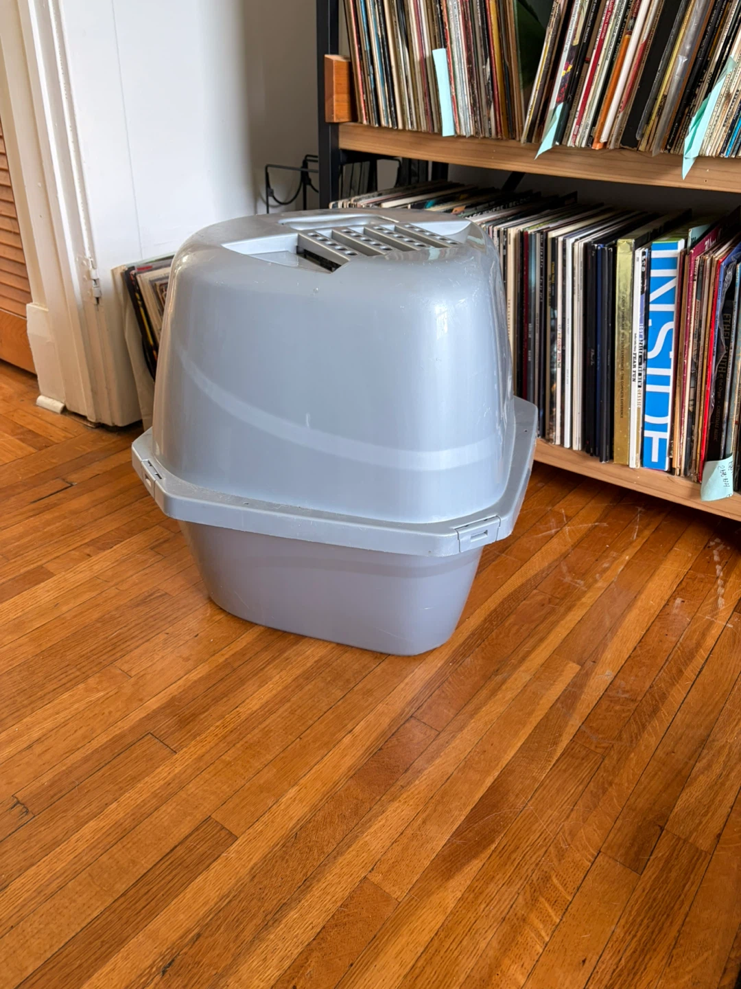 Large enclosed Cat Litter Box - photo 4