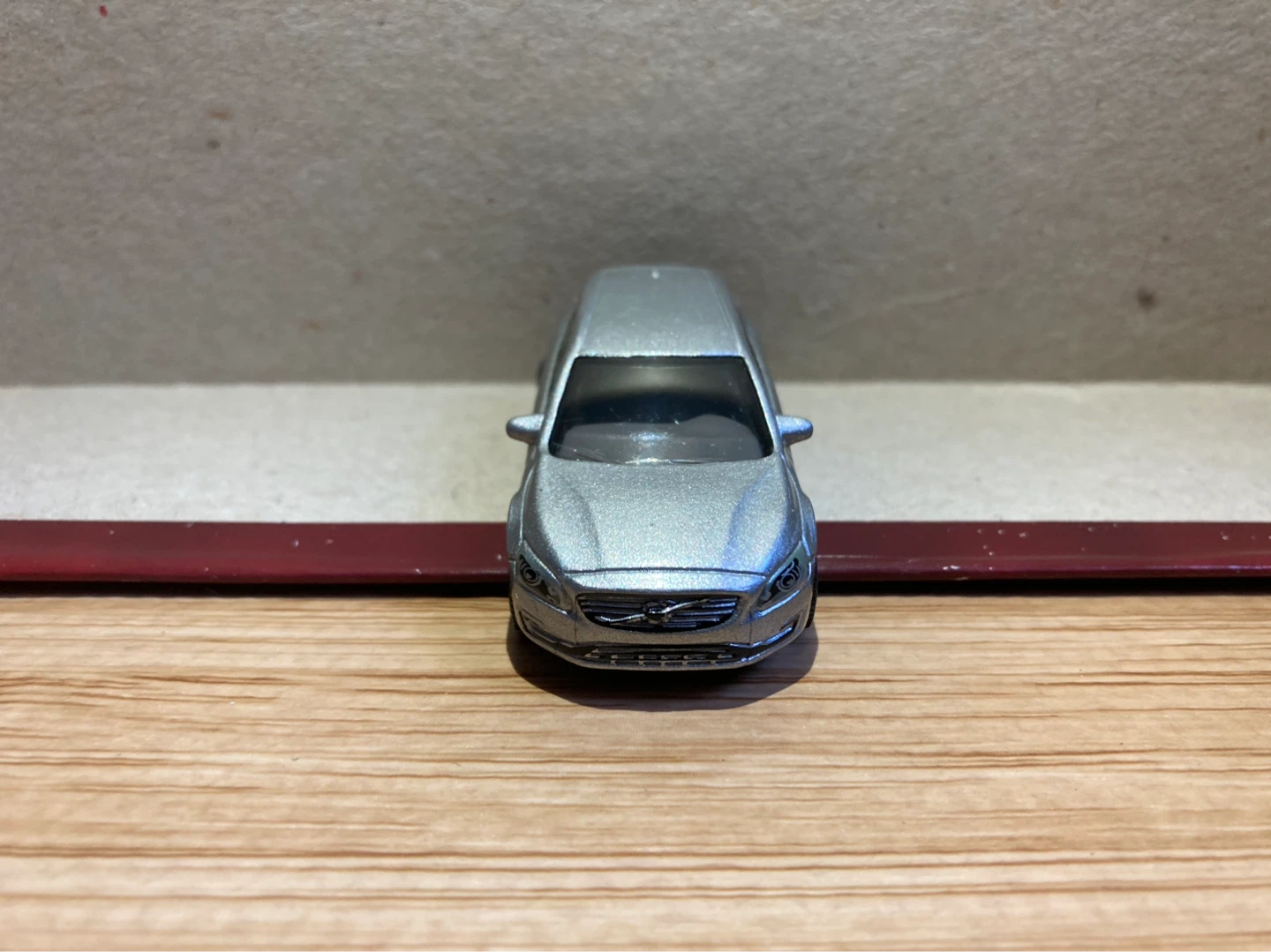 Matchbox Loose / Volvo V60 / Silver - photo 2