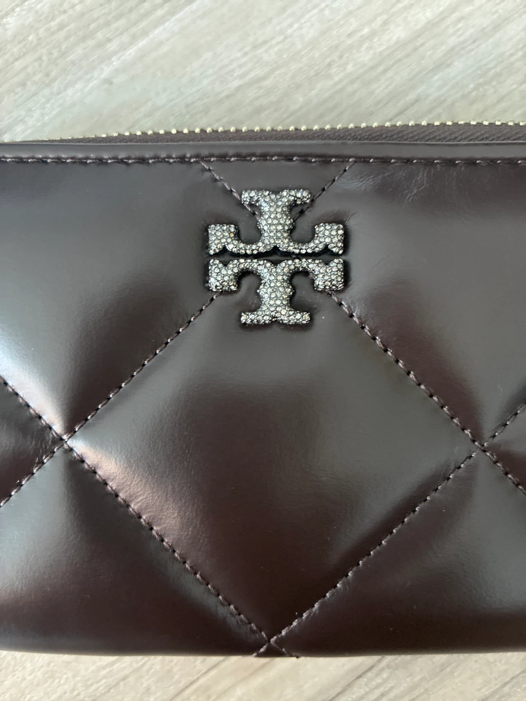 Brand new!!Tory Burch Kira Diamond Wallet - photo 2
