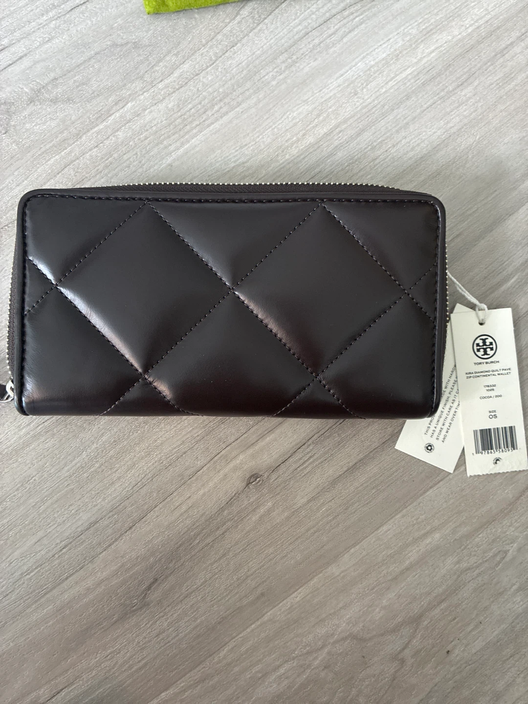 Brand new!!Tory Burch Kira Diamond Wallet - photo 4