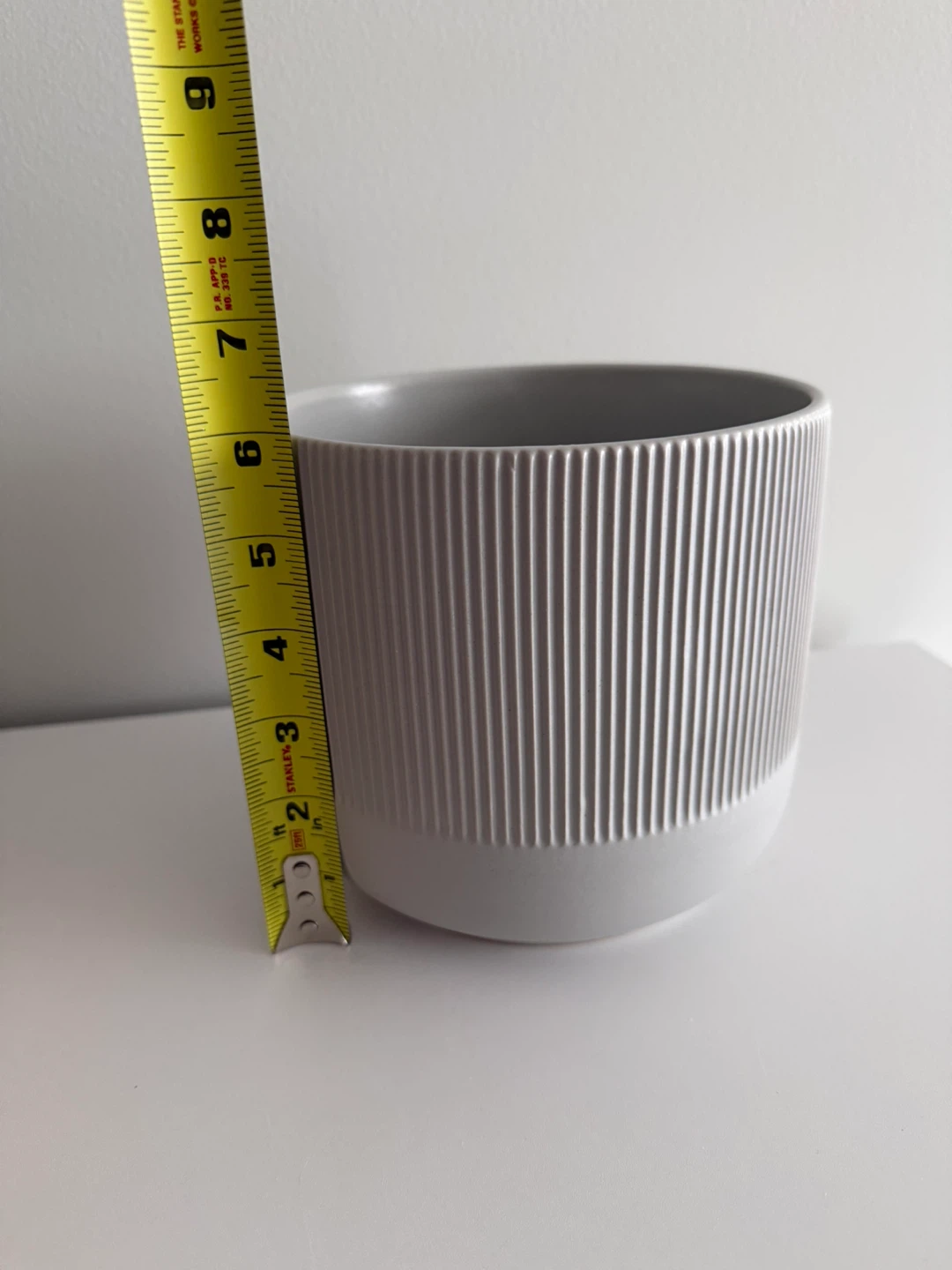 IKEA Grey Ribbed Planter Pot - photo 3