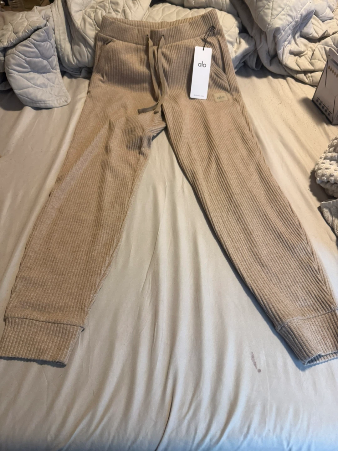 Alo Yoga Gravel Heather Pants - photo 2