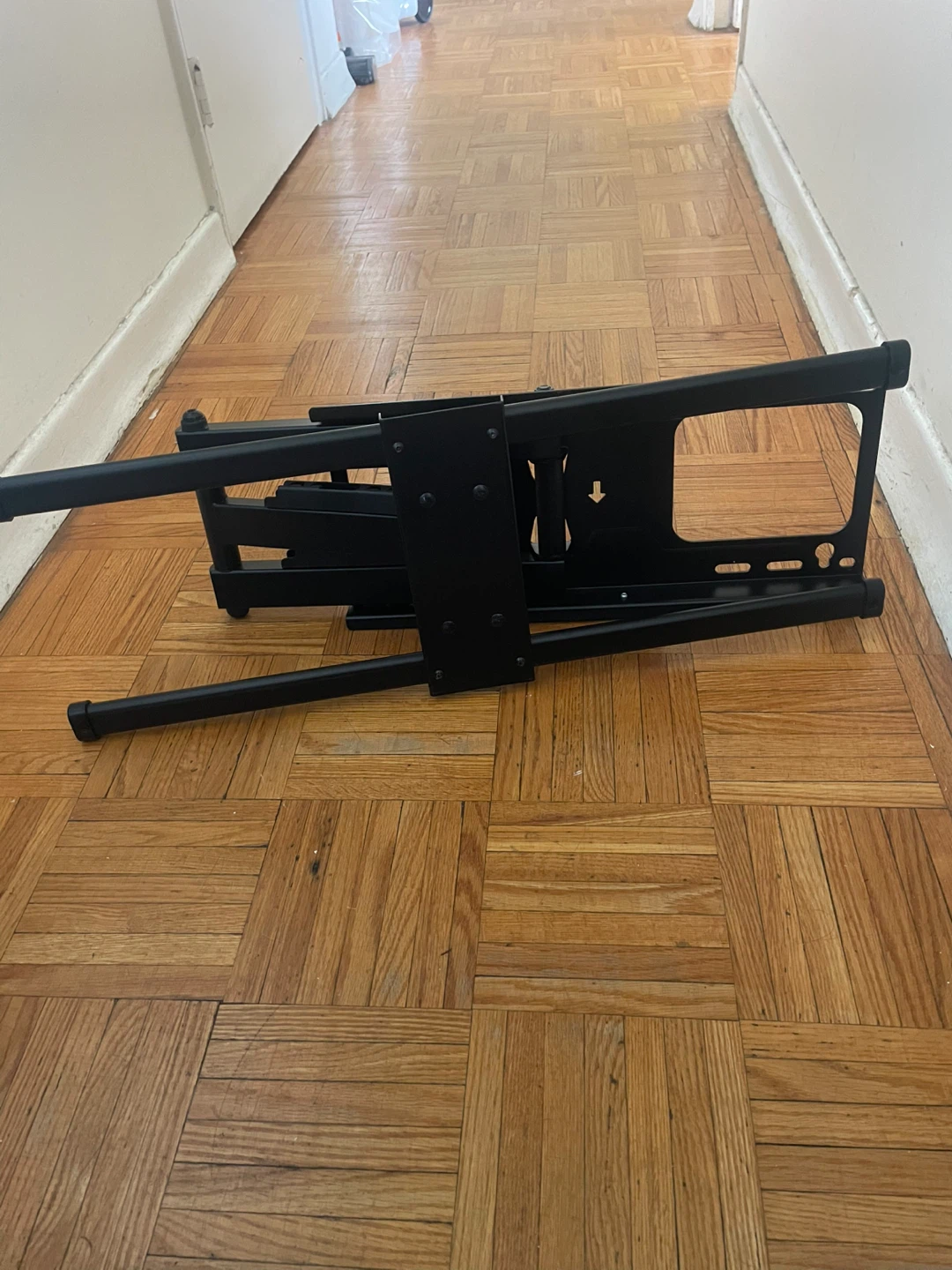 Full Motion Single Arm TV Mount - Wide 26" Wall Plate - photo 5