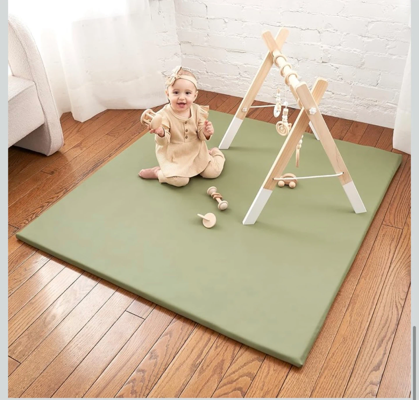 New Stylish Vegan Leather Baby Play Mat Sage Green - photo 4