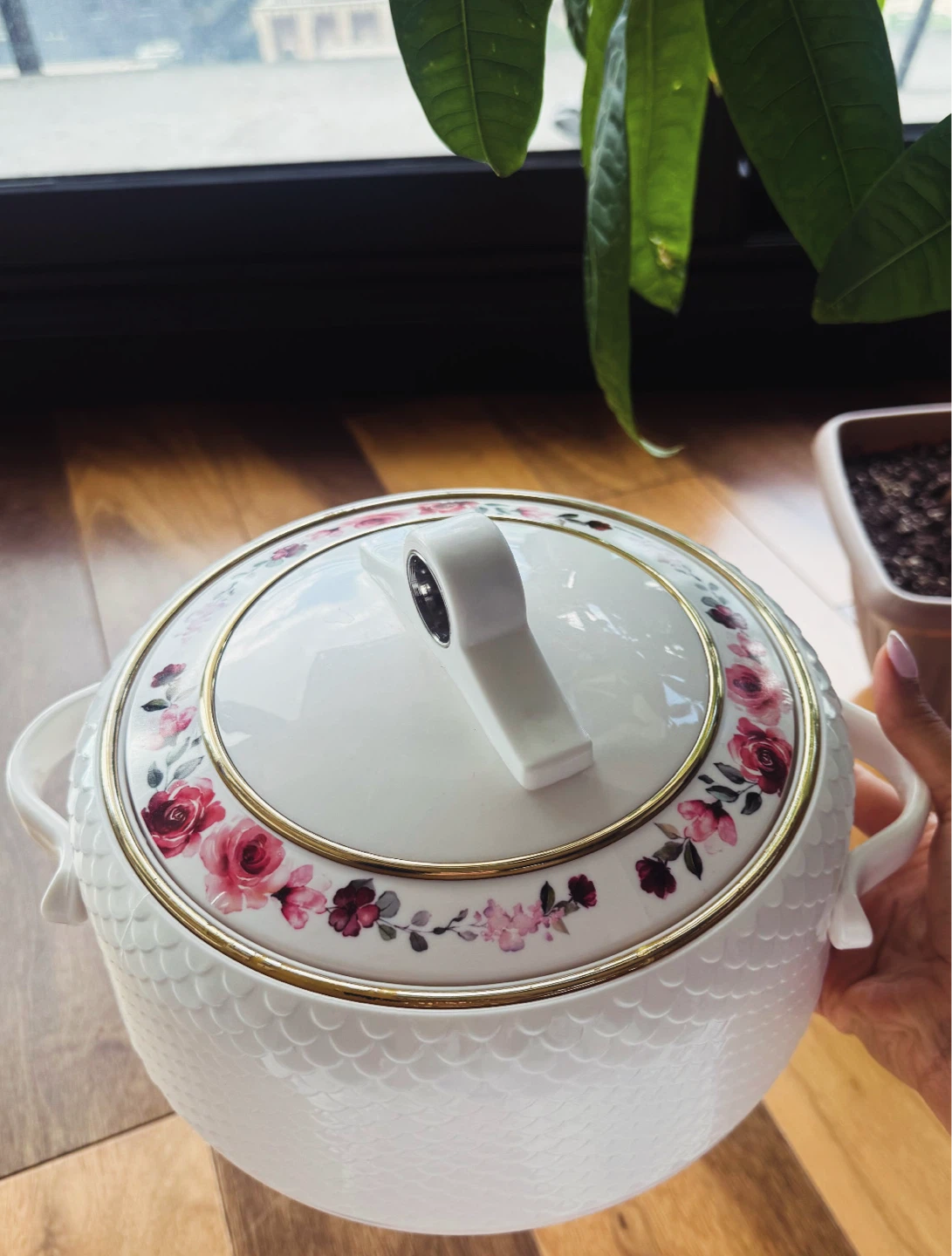 🌸 Elegant Floral Casserole 🌸