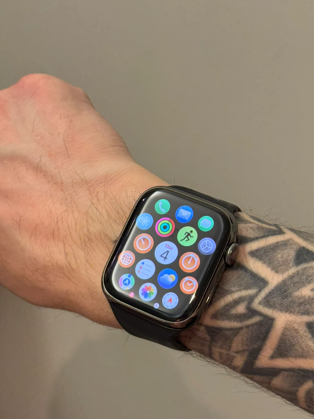 Stainless steel Apple Watch Series 8 45mm