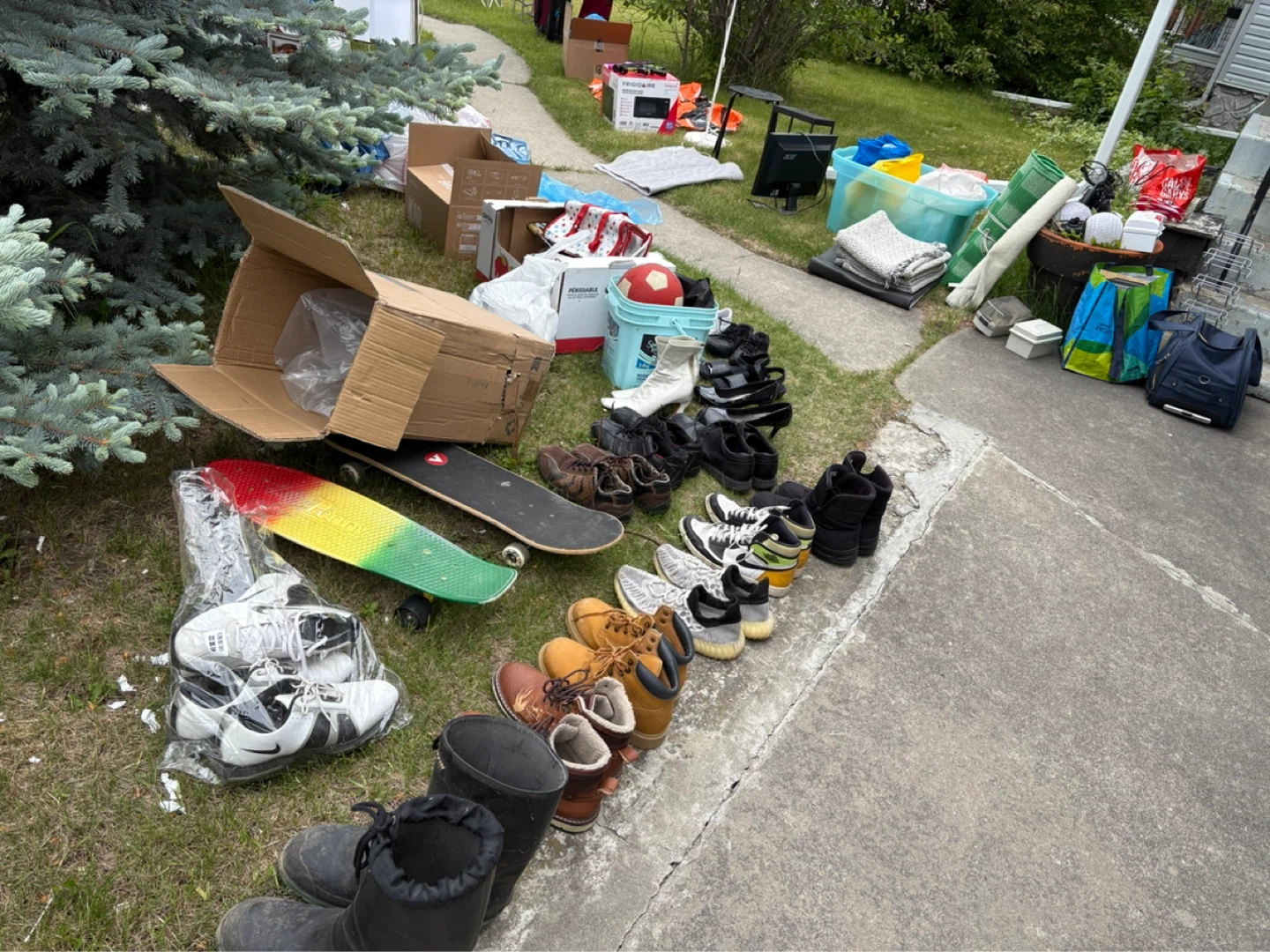 Yard sale at Morley trail NW 12-14 June - photo 5