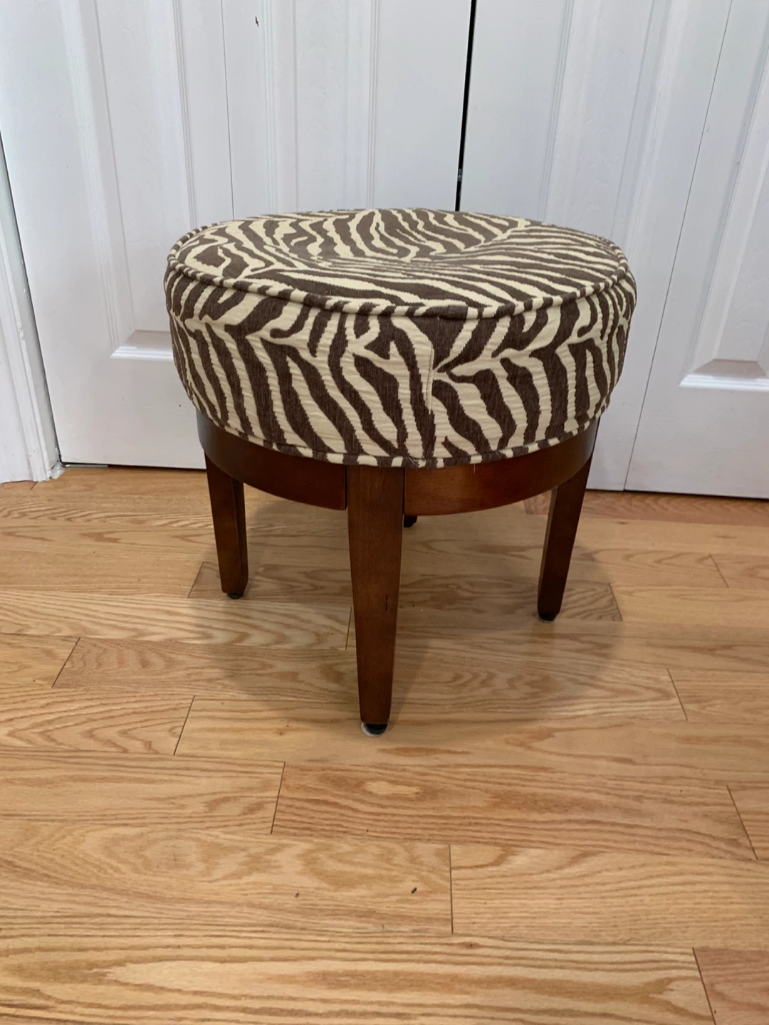 Animal Print Wood Foot Stool - photo 3