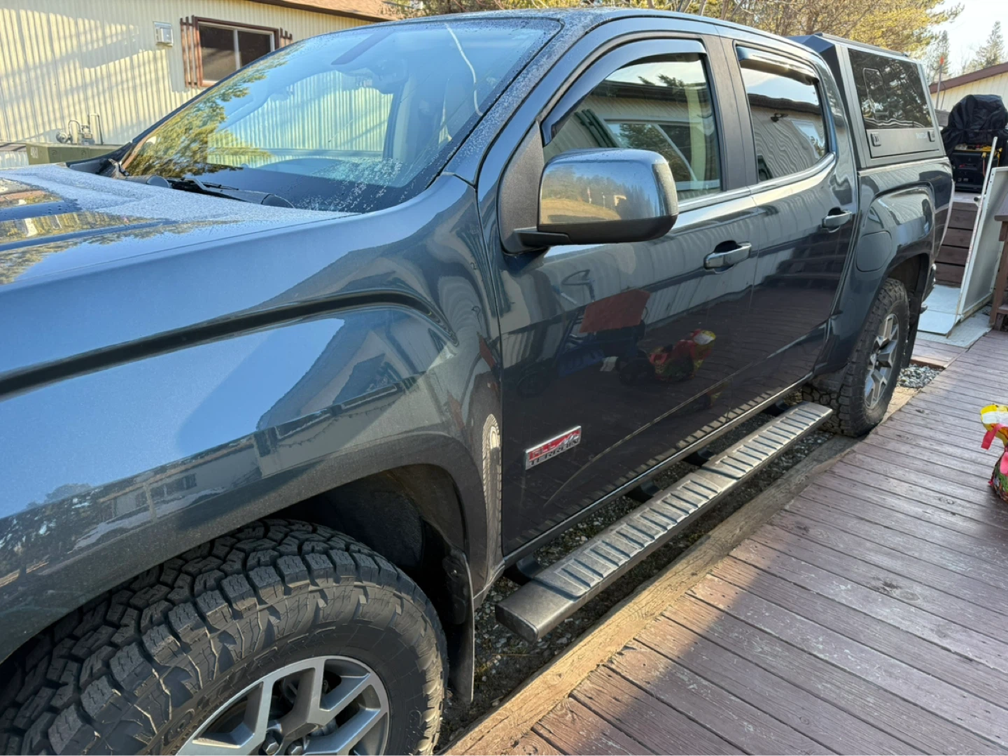 GMC Canyon Truck with SmartCap