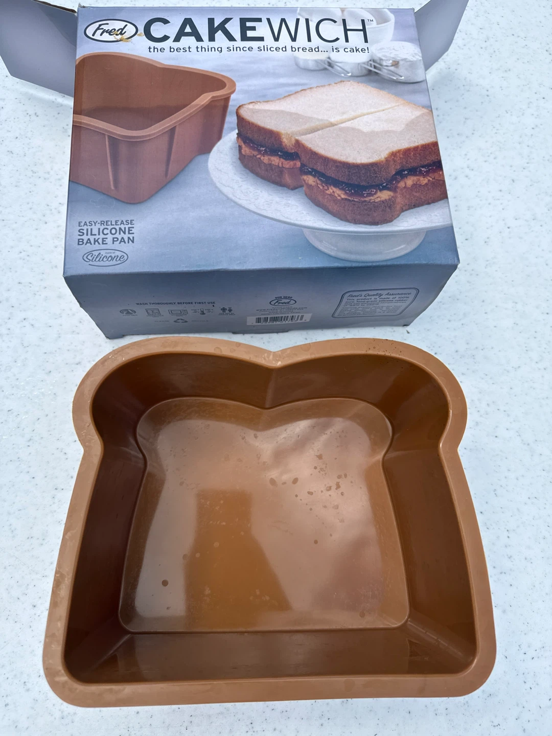 Fred CAKEWICH Silicone Bake Pan - photo 2