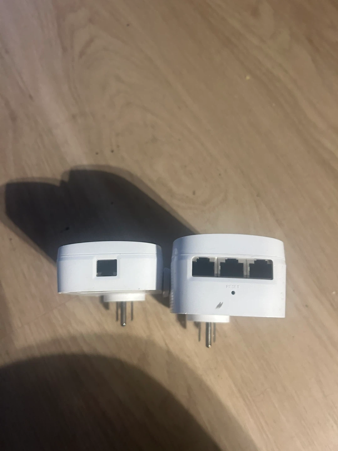 TP-Link AC1300 WiFi Range Extender - photo 2