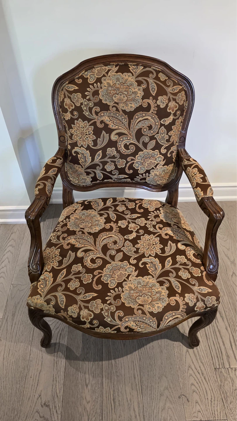 Ornate Accent Armchair - photo 2