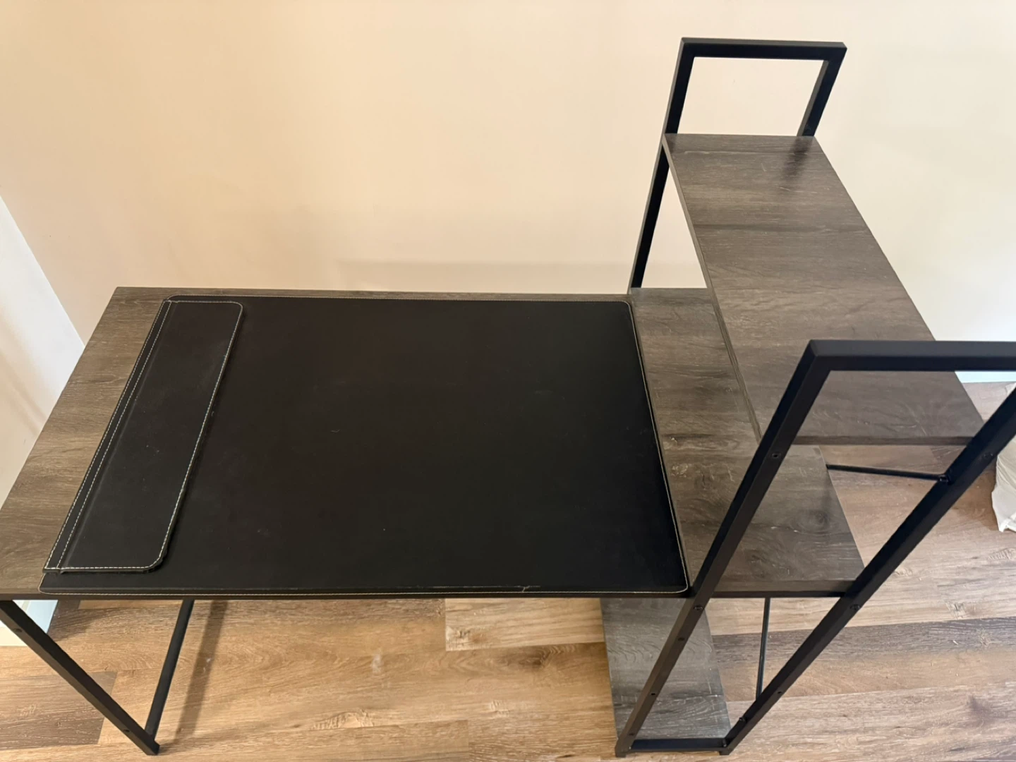 Computer desk with shelves - photo 2
