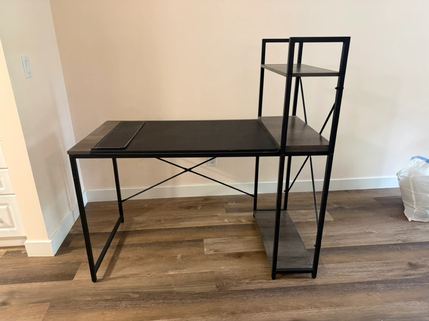 Computer desk with shelves