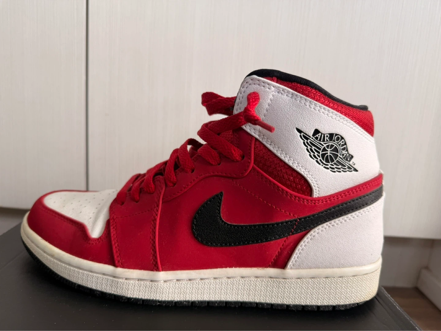 Air Jordan 1 Mid Red White Black Sneakers - photo 4