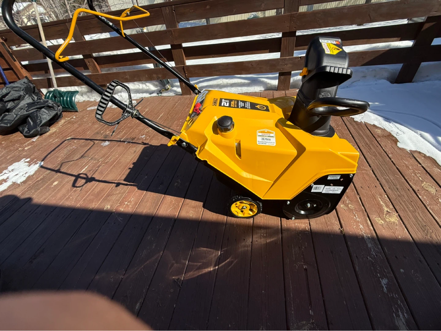 DEWALT 21" 208cc Gas Snow Blower - photo 2