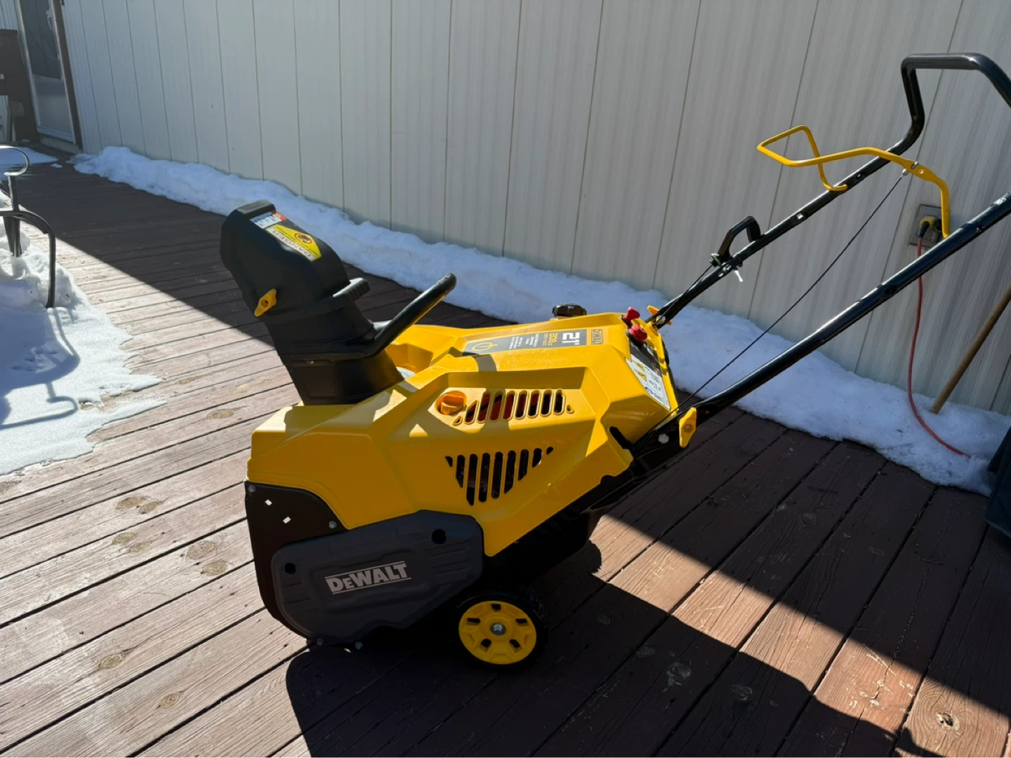 DEWALT 21" 208cc Gas Snow Blower - photo 3