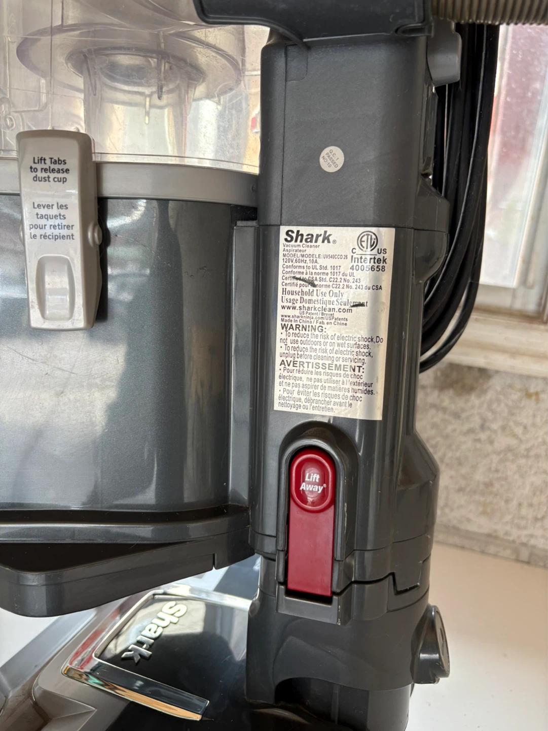 Shark Navigator Professional Lift-Away Vacuum - photo 5