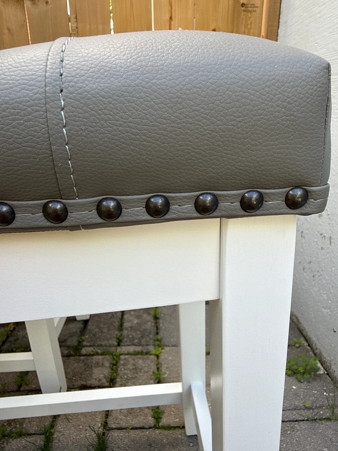 Set of 2 Grey Tufted Bar Stools - photo 3