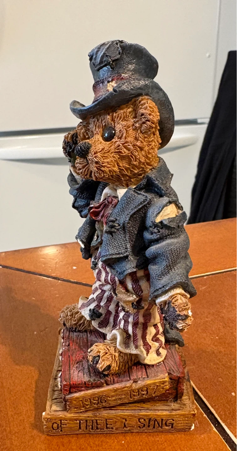 Boyds Bears “Uncle Elliot…The head bean wants you”