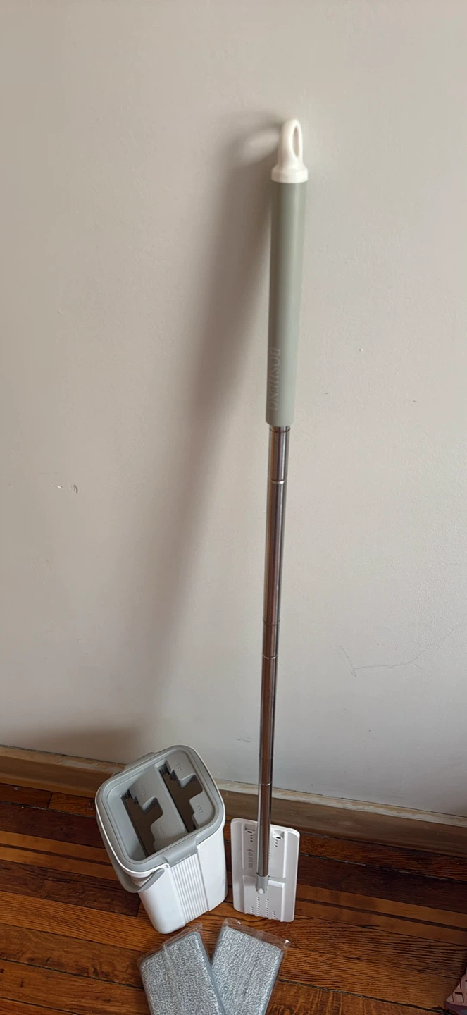 Smart Mop System with Bucket and 3 Microfiber Pads - photo 2