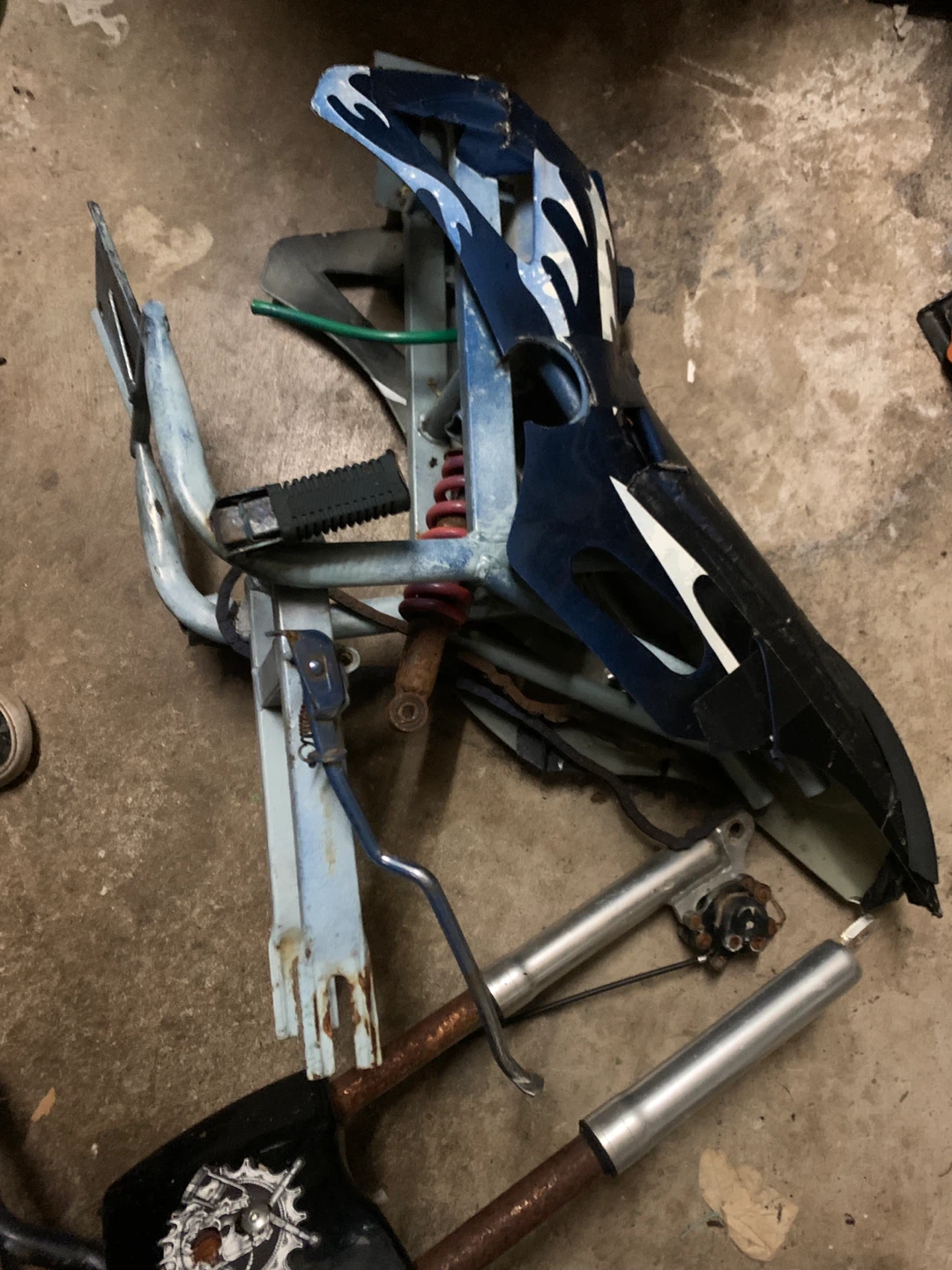 Green Motorcycle Frame and Parts - photo 3
