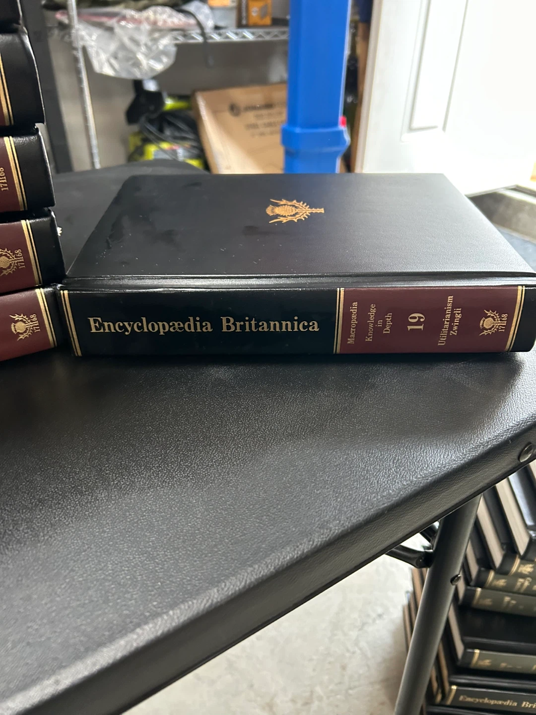 Encyclopædia Britannica Macropædia Knowledge in Depth Books - photo 4