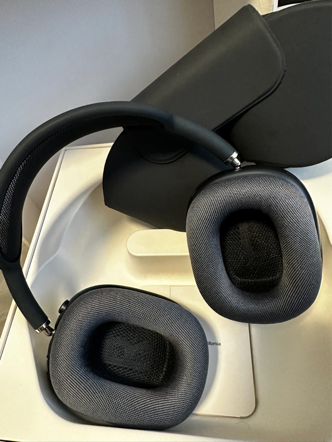 Apple AirPods Max Wireless Over-Ear Headphones - photo 5