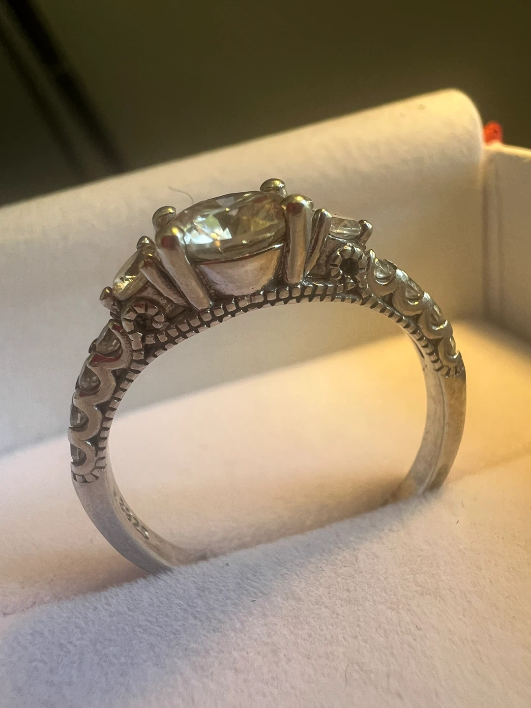 925 Sterling Silver Ring with moissanites