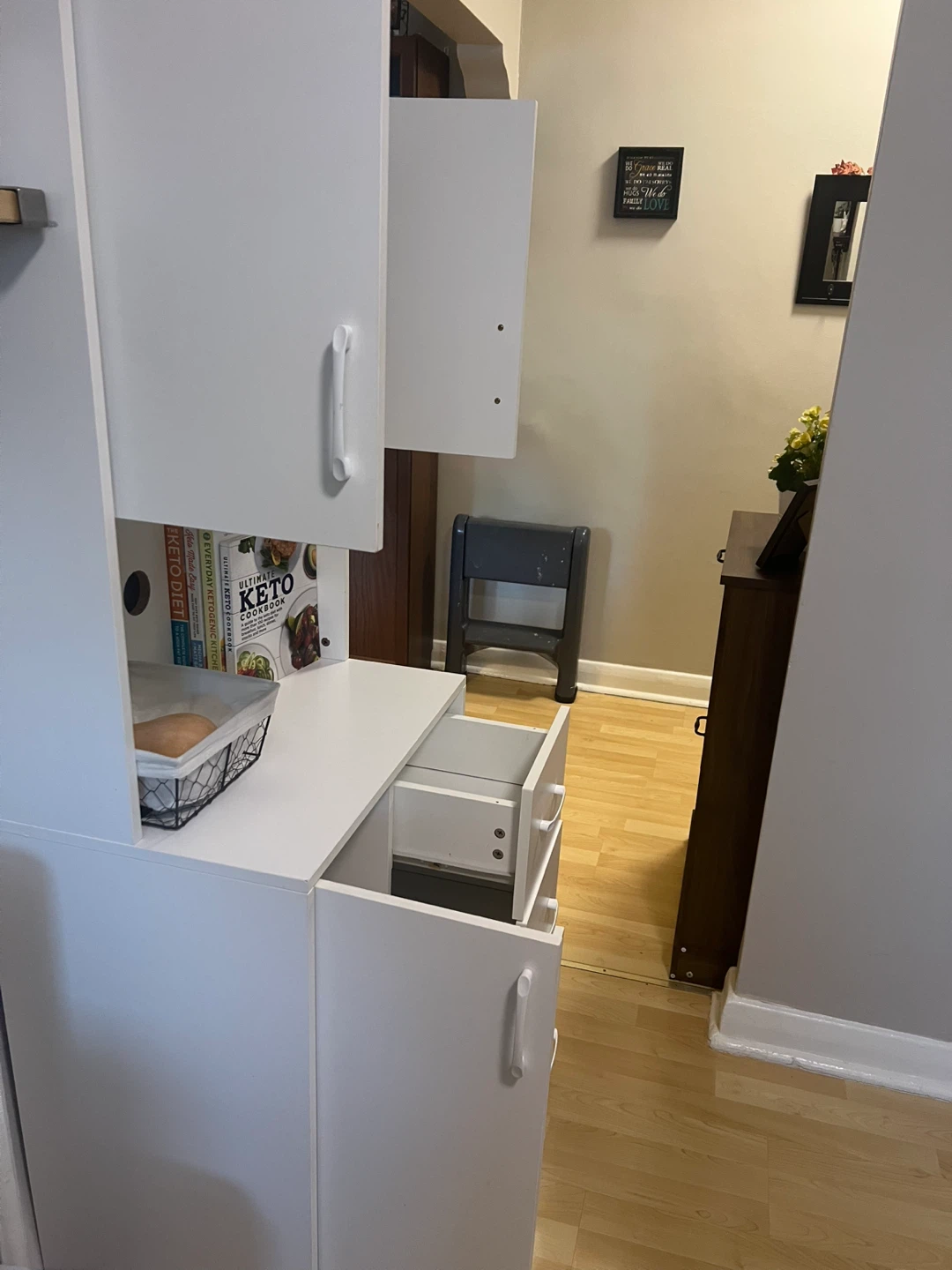 HomCom Kitchen Microwave & Pantry - photo 2